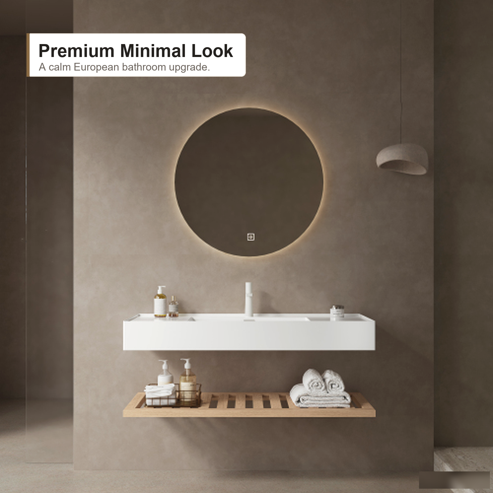Ein wandmontierter Badschrank mit integriertem Harzwaschbecken, Naturholz- und Weiß-Finish, offenem Regal und modernem Badezimmer