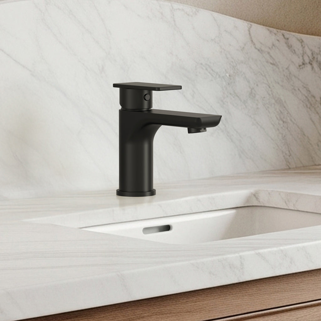 EVERSTEIN Single-Hole Bathroom Sink Faucet